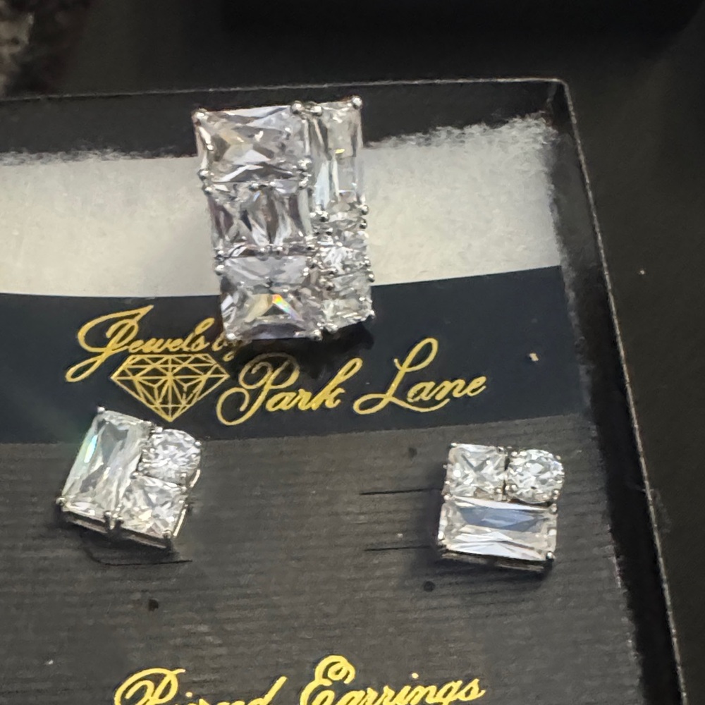 Park Lane Silver Earrings Set with matching Wow Ring both new in box